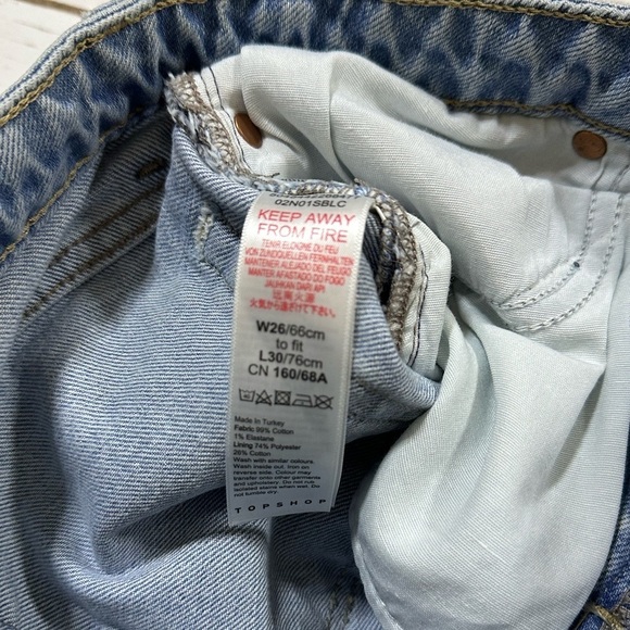 Topshop Straight Frayed Hem Denim • 26 - Picture 3 of 4